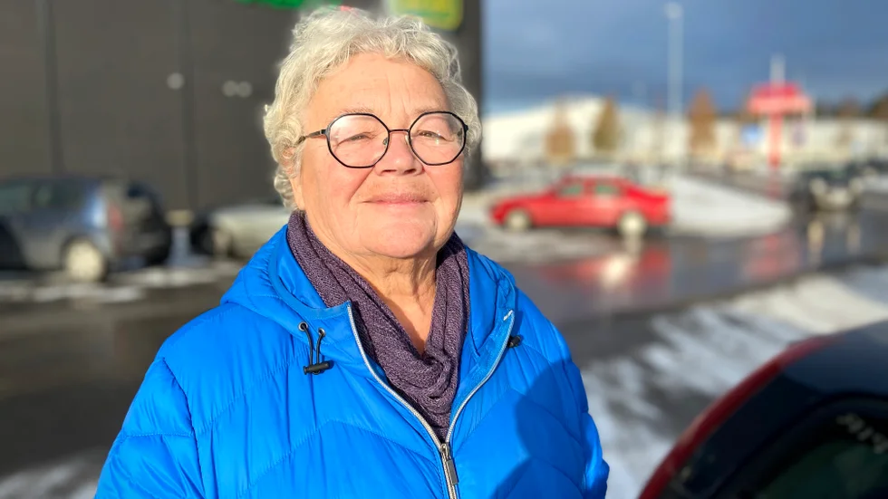 "Jag kommer att åka och ta en ny spruta nu när de öppnar upp", säger Harriet Haglund, 70 år från Brändön utanför Luleå. 
