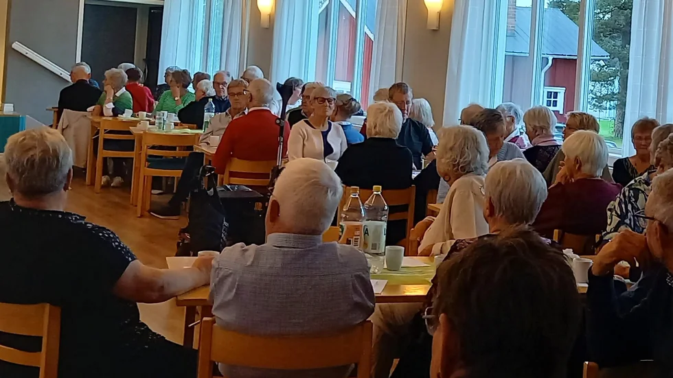 120 medlemmar slöt upp när Riksförbundet HjärtLung Piteå bjöd in till en middagsträff på Munksunds Folkets hus.