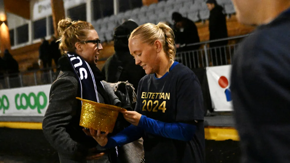 Sunnanås lagkapten Emma Burman förlänger kontraktet och är klar för kommande säsong.