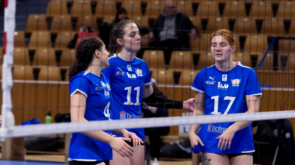 Nathalie Arvidsson, Rebecca Redgen och Lovisa Sundqvist i LVC. 