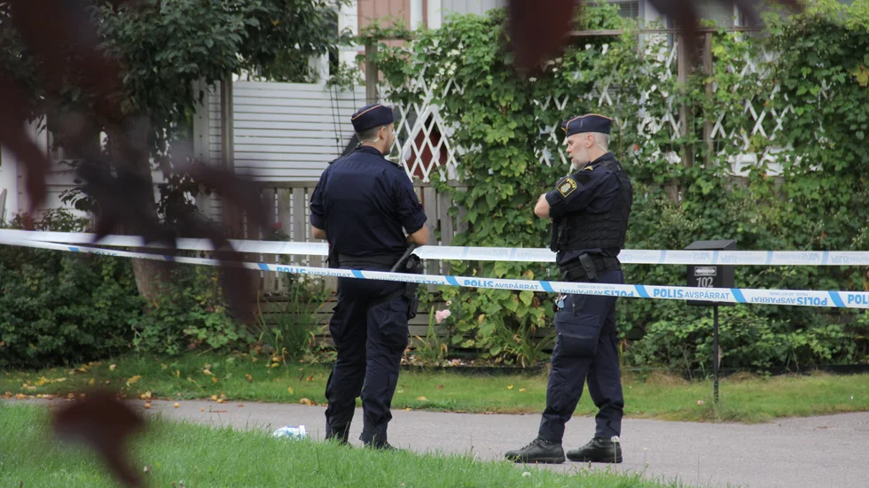Det misstänkta mordförsöket i Stenhagen ingår enligt polisen i den blodiga våldsvågen i Uppsala. Nu åtalas två tonåringar. 