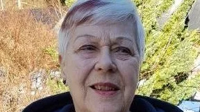 Lisa Lennartsson, ordförande för Aktion Rädda Vättern (ARV), anser att vi måste minska vår konsumtion och handla med förstånd.