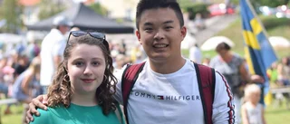Isabella och Nathaniel från USA besöker Kisa
