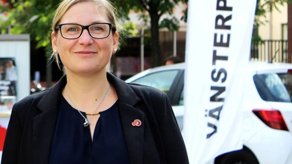 Jessica Eek (V)  Partiet satsar på barn och föreslår barns rätt till fritids och att kulturskolan ska vara gratis.