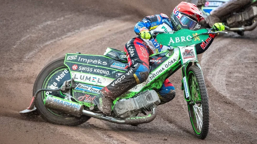 Patryk Dudek var tillbaka i gammal fin form i derbyt mot Vetlanda.