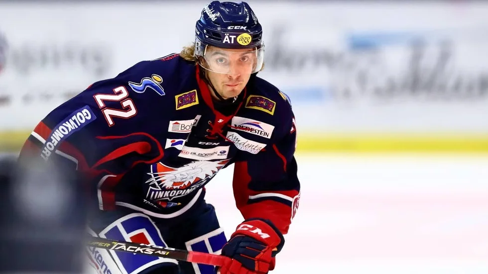 Adam Brodecki.