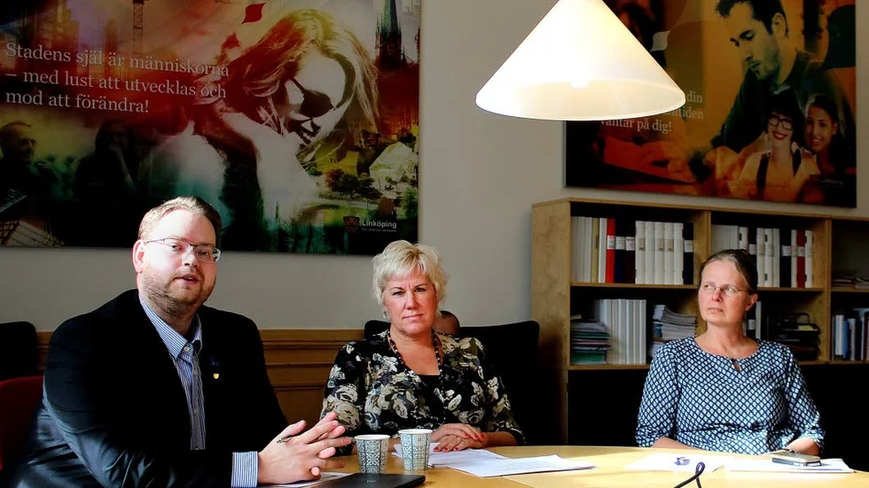Inga besparingar nästa år, det utlovar koalitionens tre företrädare Daniel Andersson (L), Kristina Edlund (S) och Birgitta Rydhagen (MP).