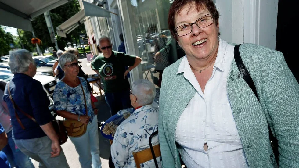 Lena Hovmark, ordförande för Föreningen Svenska Spetsar som vill se ett knypplingscentrum i Vadstena.