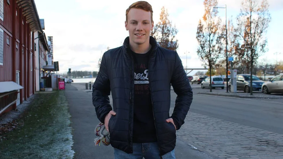 Gusten Birlev funderar på att medverka i antingen "Talang" eller "Idol".