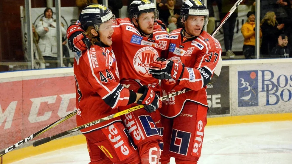 VIK tog en övertygande triumf hemma mot Pantern med 5-2.