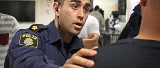 Mustafa blir frilans för asylsökande