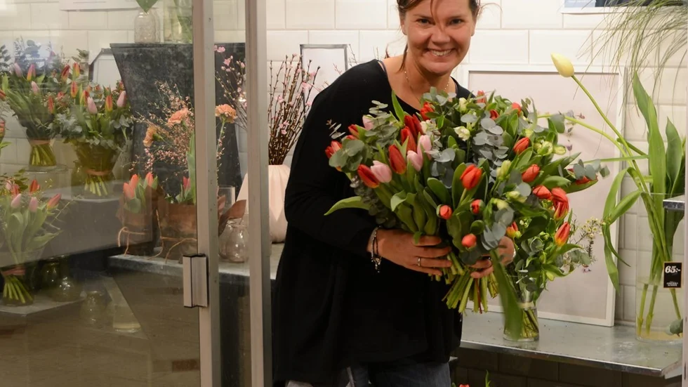 Karin Englund, chef för Mariebergs Blommor i Västervik. Foto: Anders Sjögren