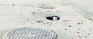 Hamnen är ingen vacker syn...