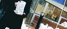 Studenter sätter ned foten