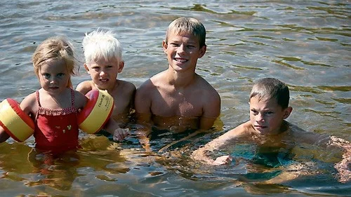 Idde Conradsson, Casper Conradsson och Anton och Isak Gränshagen.