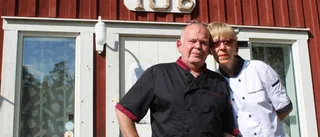 De tar över restaurangen på torget