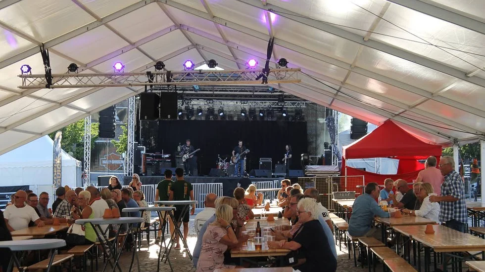 Motala stadsfestival drog i gång på torsdagskvällen.