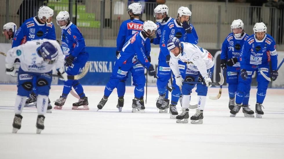 Det blev en riktigt sur förlust när IFK gästade Vänersborg i årets premiär. Trots ledning med 4-2 föll man med 4-6.