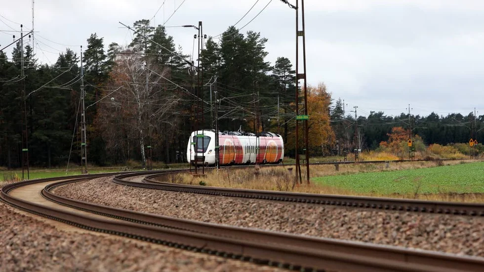 Nya järnvägar välkomnas av Svenska Järnvägsfrämjandet.
