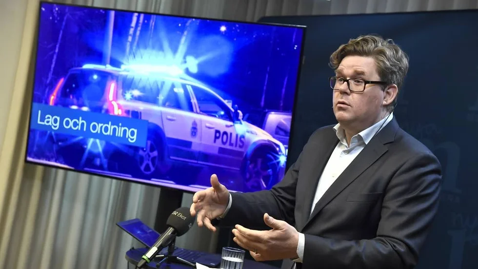 Valfokus. Moderaternas partisekreterare Gunnar Strömmer presenterar partiets valfrågor.