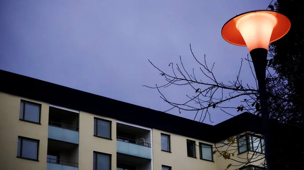 För att kunna utnyttja sitt besittningsskydd bör inte heller hyrorna kunna höjas orimligt mycket, menar debattören.