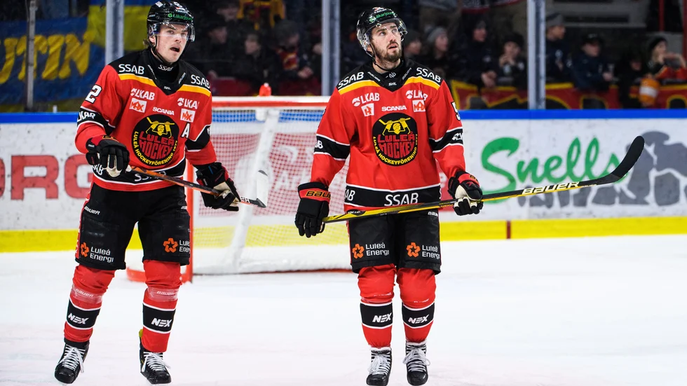 Backparet Oscar Engsund och Filip Pyrochta hade en tuff kväll. 
