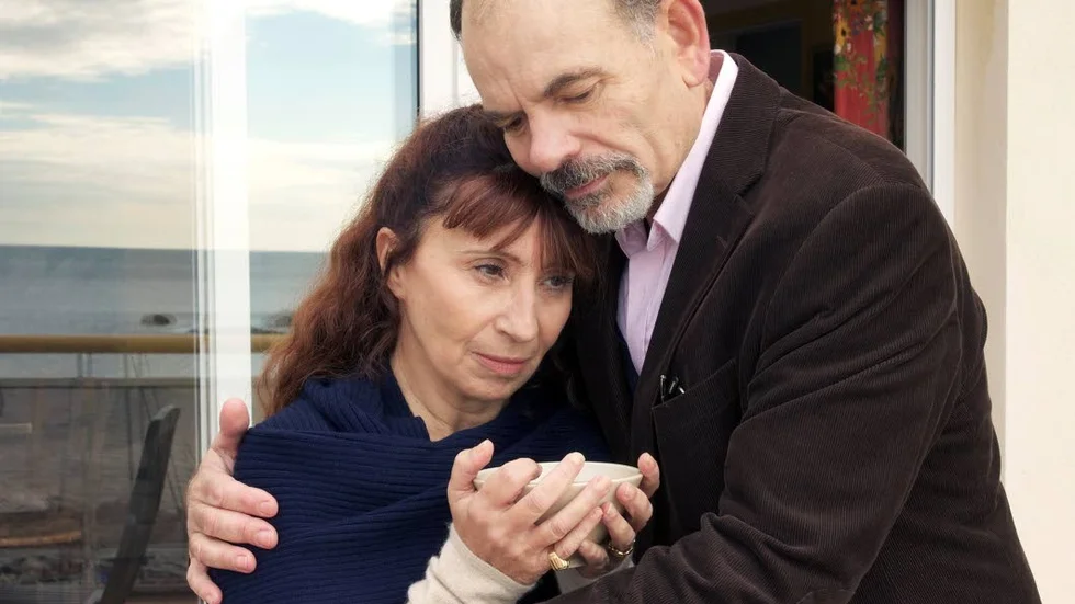 Relationer. Ariane Ascaride och Jean-Pierre Darroussin i ”Huset vid havet”. 
Foto: Triart film