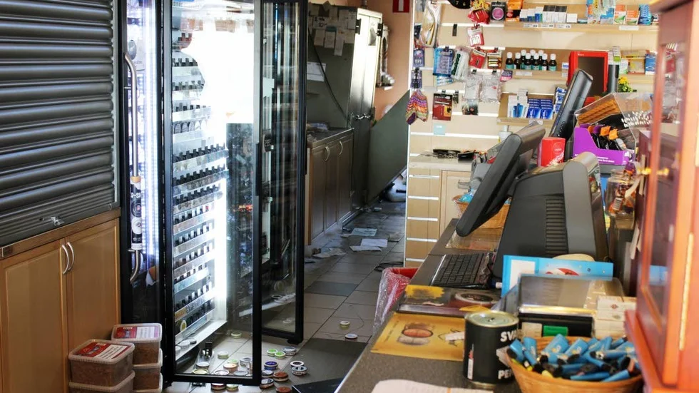 Samband? Polisen utreder om det finns ett samband mellan inbrotten på Idrottskiosken och Tre-T och rånet på 7-eleven.