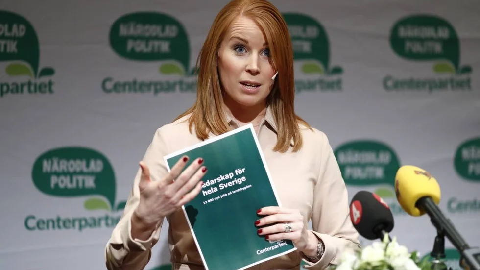 Vind i seglen. Just nu är Annie Lööf och Centern framgångsrika, men vad händer när verkligheten kommer ikapp partiet?