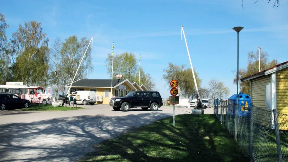 Vadstena kommun är väl medvetna om problemet med för få parkeringar.