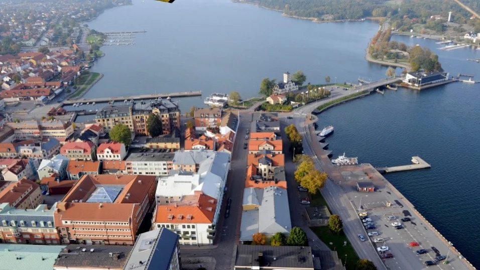 Västervik från ovan. Flygfoto över centrum.

 FOTO: ANDERS STEINER / VÄSTERVIKSTIDNINGEN