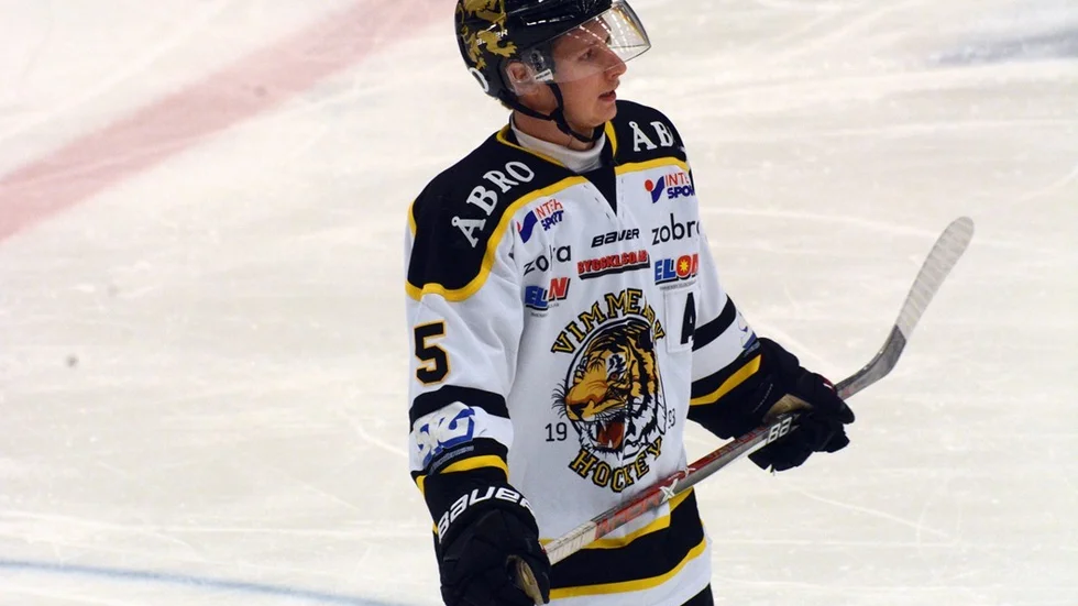 Kalle Johansson var en av Vimmerbys absolut bästa spelare när laget vann på straffar borta mot Mariestad på söndagskvällen.