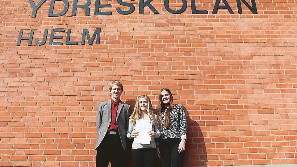 Frv Rasmus Weibull, Amanda Samuelsson och Julia Rembsgård. Foto: Jonas Saint Cyr
