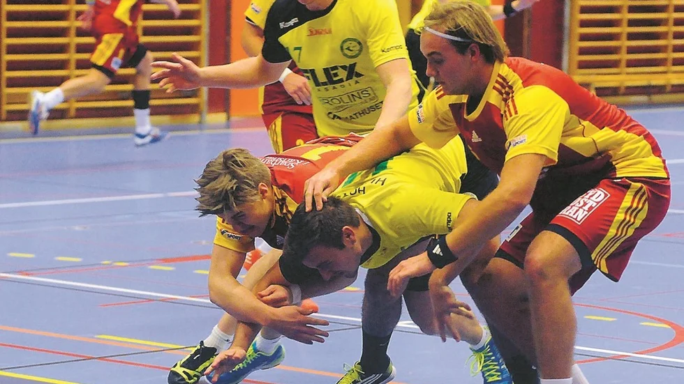 Bottennapp. Hultsfreds HF misslyckades rejält när de bara fick oavgjort mot jumbon Rigel, som förlorat 18 raka seriematcher.