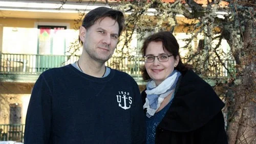 Peter och Lena Göransson ser fram emot säsong nummer 14. "Vi har en hel del nyheter, bland annat sommarpub i ett skyddsrum från 30-talet".