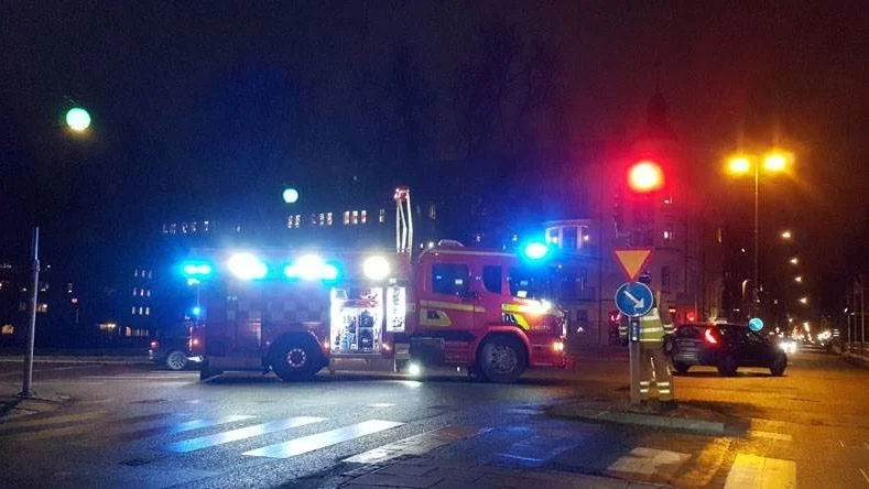 Olycka. Kvinnan blev påkörd vid ett övergångsställe i korsningen Vasavägen/S:t Larsgatan.