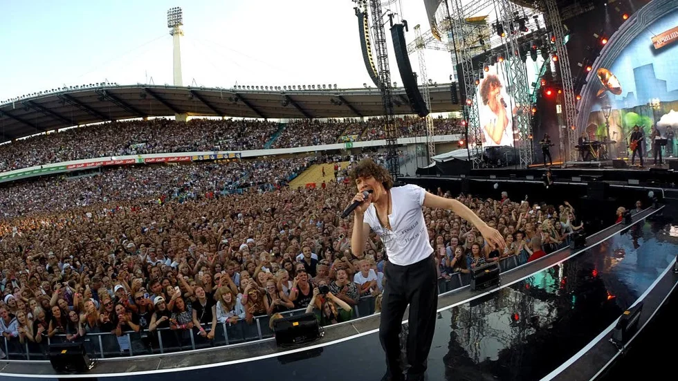Ullevi. På hemmaarenan i Gbg slog Håkan Hellström 2016 sitt eget publikrekord från 2014 – två gånger. Och nästa sommar är det dags igen.  Vackra ”För sent för Edelweiss” är en självklar höjdpunkt på i princip alla konserter.?Foto: Adam Ihse/TT