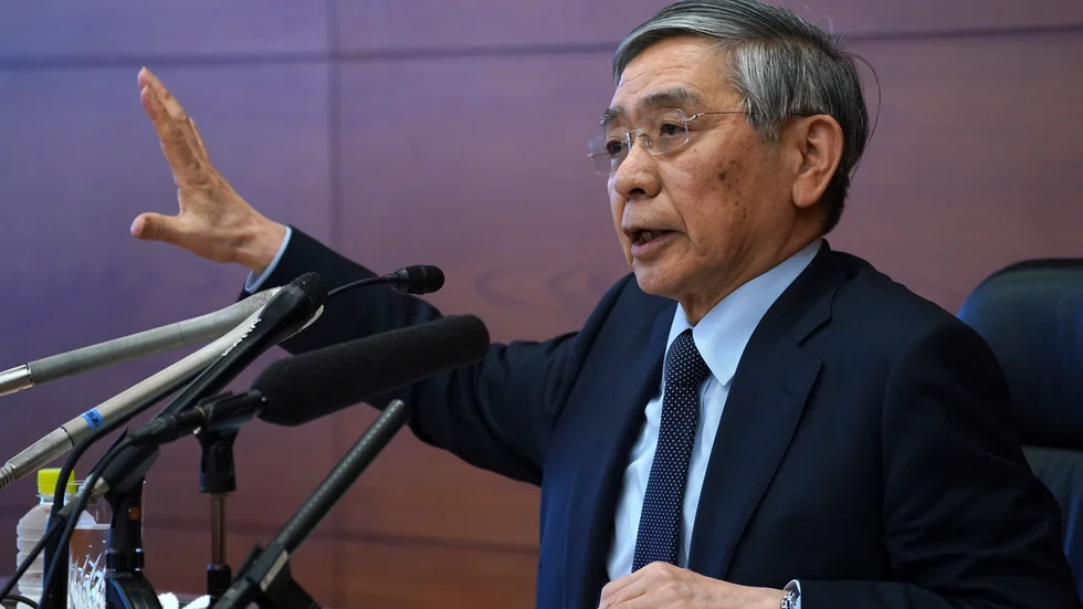 Stimulanser och låg ränta från Japans centralbank, med chefen Haruhiko Kuroda, trycker ned yenen på valutamarknaden. Arkivbild
