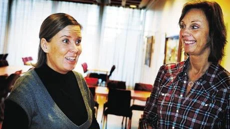 Malin Sjölander (m) och Christina Österberg (vdm) är ledamöter i demokratiberedningen i Västerviks kommun.