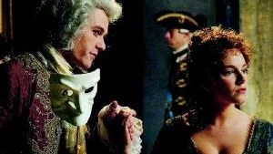 Tårta på tårta. Heath Ledger och Sienna Miller får spela ut hela sina kostymregister i Lasse Hallströms "Casanova".Foto: Buena Vista