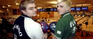 Domino skrällde i bowlingderbyt