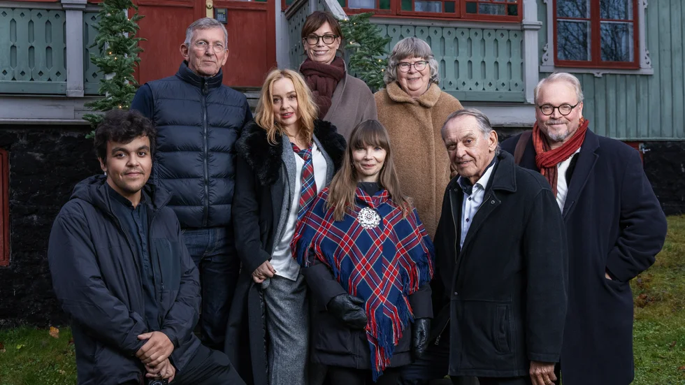 Alexander Mahmoud, Tomas Sjödin, Lisa Ekdahl, Mischa Billing, Ann-Helén Laestadius, Bodil Jönsson, Jan Eliasson och Fredrik Lindström vinterpratar i Sveriges Radio.