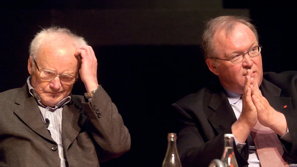 De före detta socialdemokratiska finansministrarna Kjell-Olof Feldt och Göran Persson. Arkivbild.