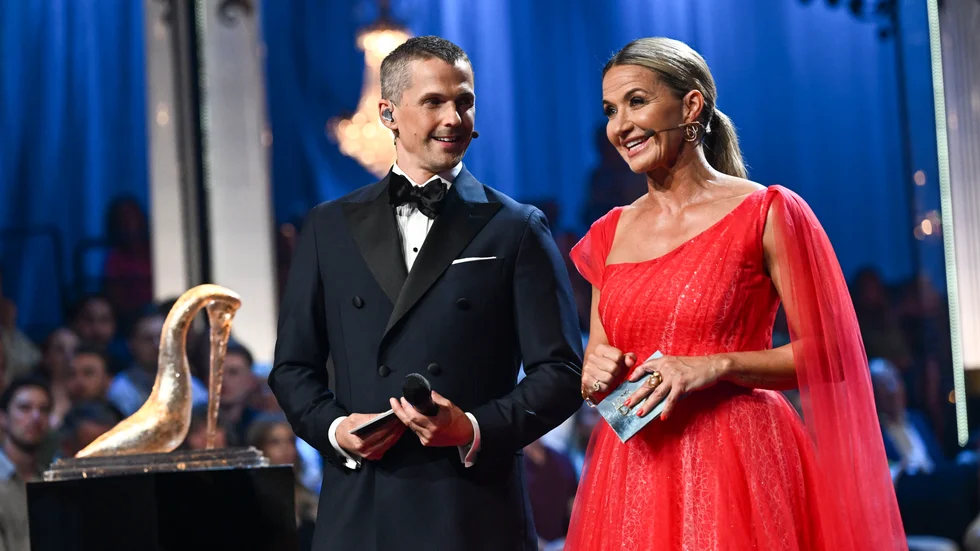 David Lindgren som programledare för "Let's dance" med Kristin Kaspersen 2023. Nu är Lindgren klar som tävlande i årets upplaga. Arkivbild.