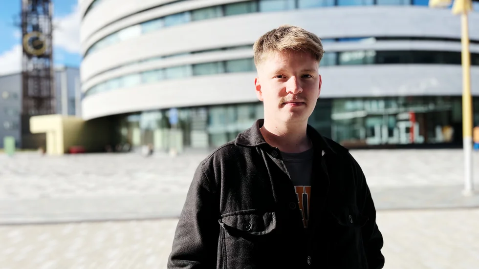 "Det har varit jättemånga fina kommentarer, det är jag glad och tacksam över. Ingen hade förväntat sig att jag skulle göra det här, många är chockade", säger Isak Berglund om reaktionerna efter avsnittet.