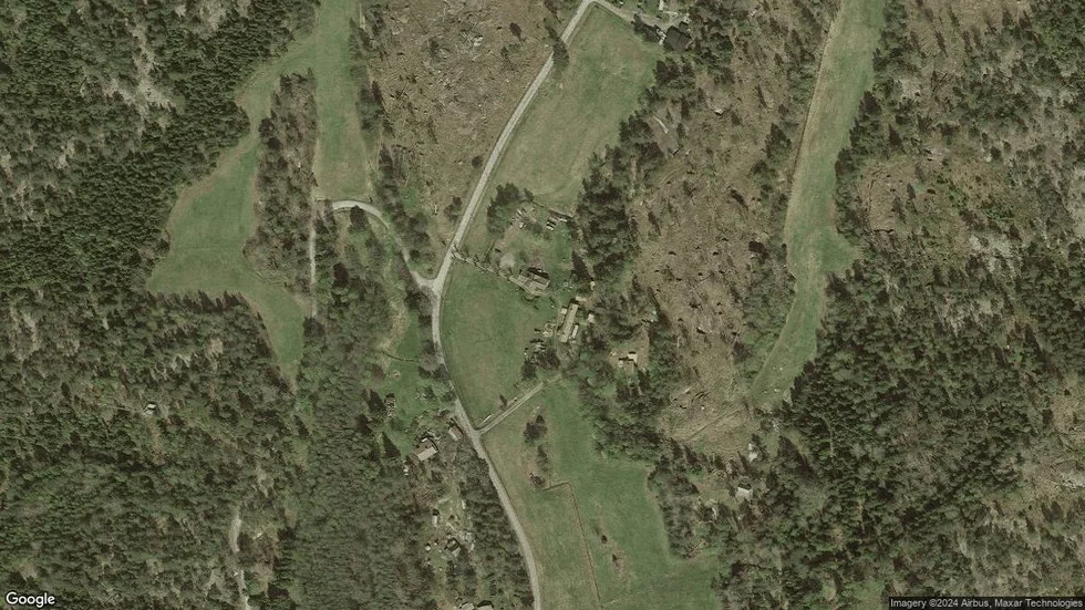 Området kring Skeppsmyravägen 127