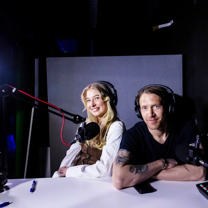 Nöjespodden Kranen leds av NSD:s Melanie Åström och Kurirens Magnus Tosser.