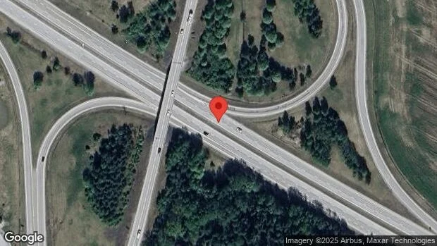 Stopp i ett körfält på grund av stillastående fordon på E18