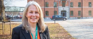 Anonyma direktören hyllas av anställda – får toppbetyg