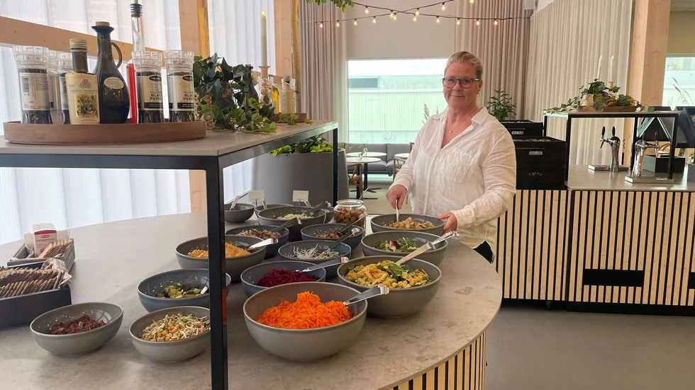 I restaurangen finns buffé för matdelen med kolhydrater och sallad.